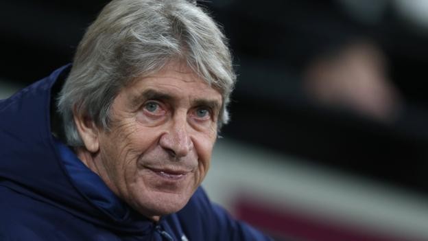 West Ham: Manuel Pellegrini 'not worried' about relegation after loss to Arsenal