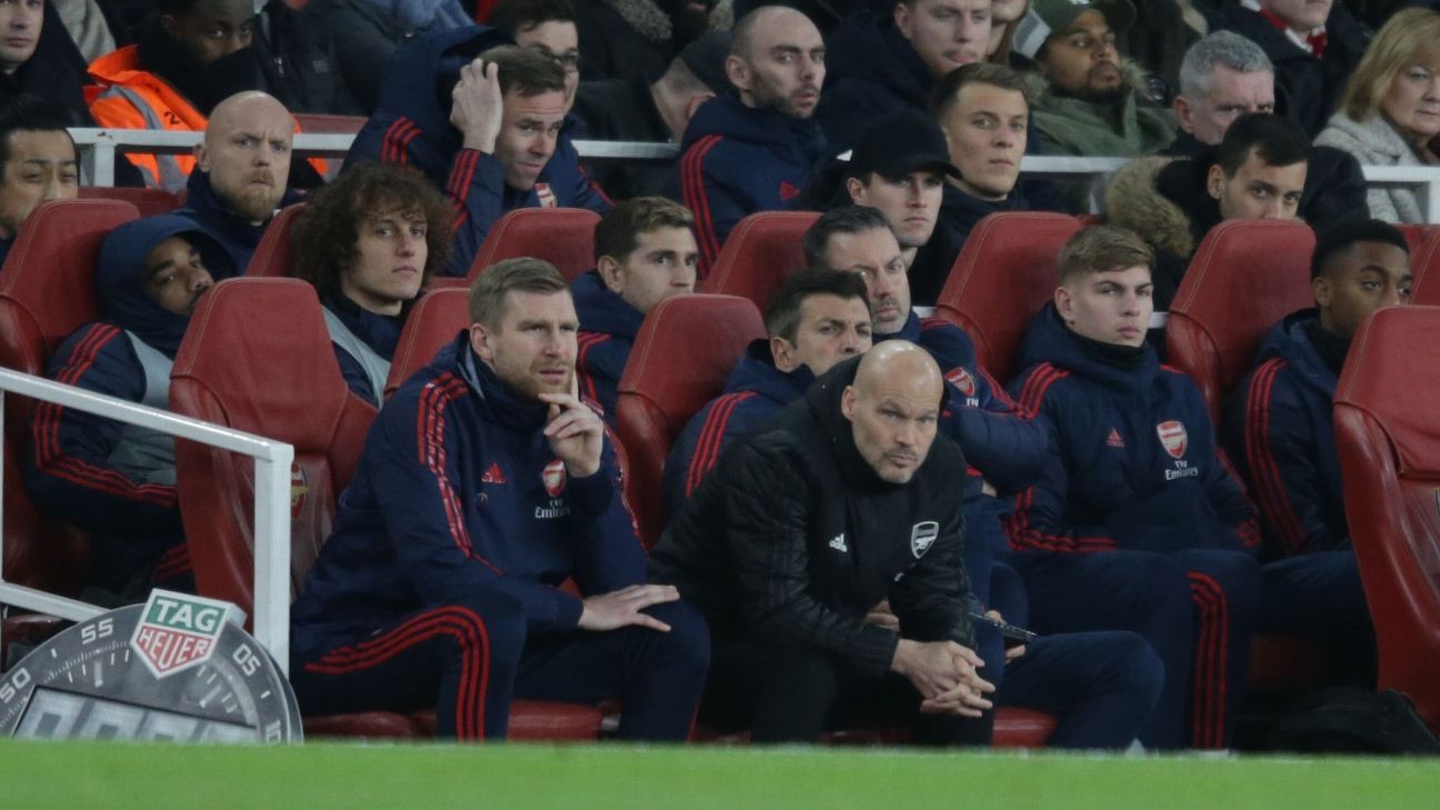 Arsenal boss Ljungberg calls on club to resolve coaching situation quickly