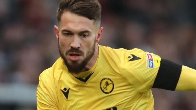 Millwall v Barnsley