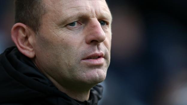 Luton Town v Swansea City