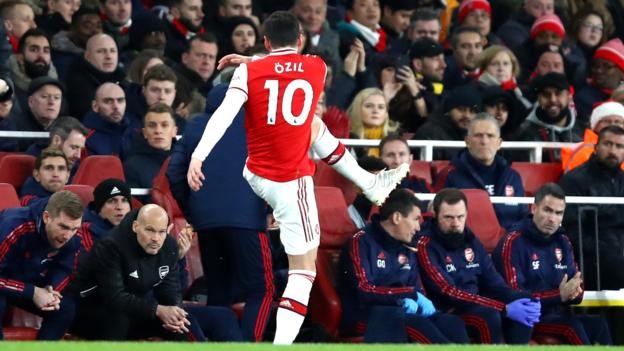 Mest Ozil would have been dropped for Everton game if not injured - Freddie Ljungberg