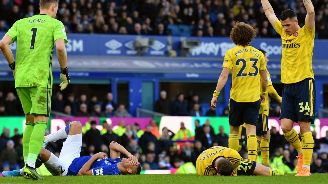 Premier League review: Arsenal, Everton usher in new eras with display of mass incompetence