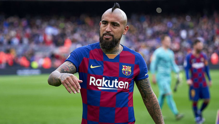Arturo Vidal Leaves Door Open to Barcelona Exit But Insists He Is Still Happy at Camp Nou