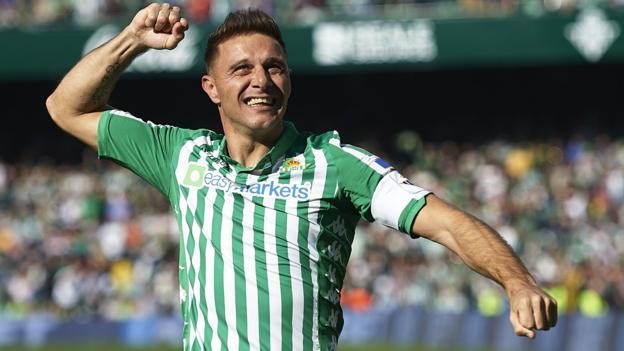 Joaquin: Real Betis captain, 38, signs new deal until 2021