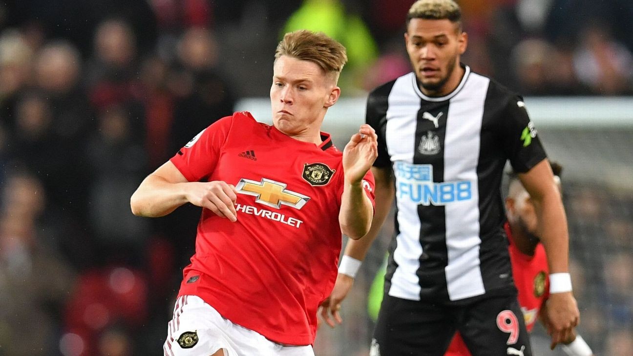 Manchester United's Scott McTominay suffers knee ligament damage vs. Newcastle