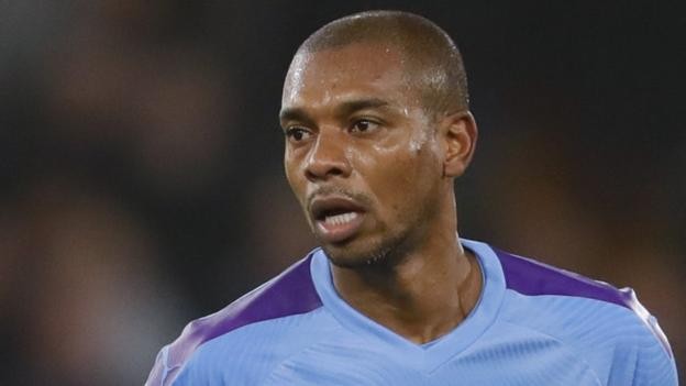 Manchester City: Pep Guardiola confident Fernandinho will sign new deal