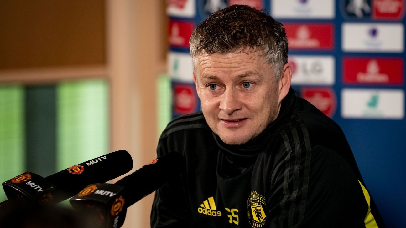 Man United boss Solskjaer hits back at Robin van Persie in row over Arsenal defeat reaction