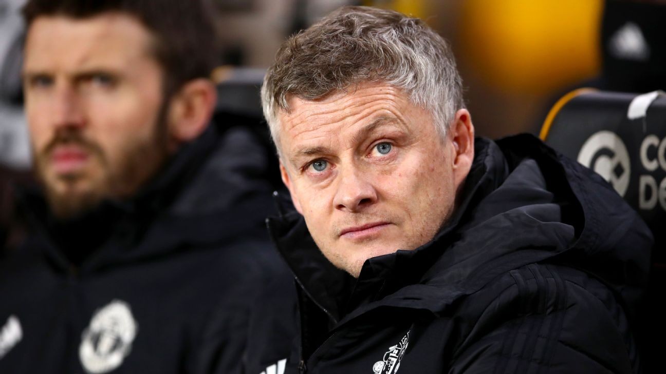 Man United boss Solskjaer tells Lingard to use social media less