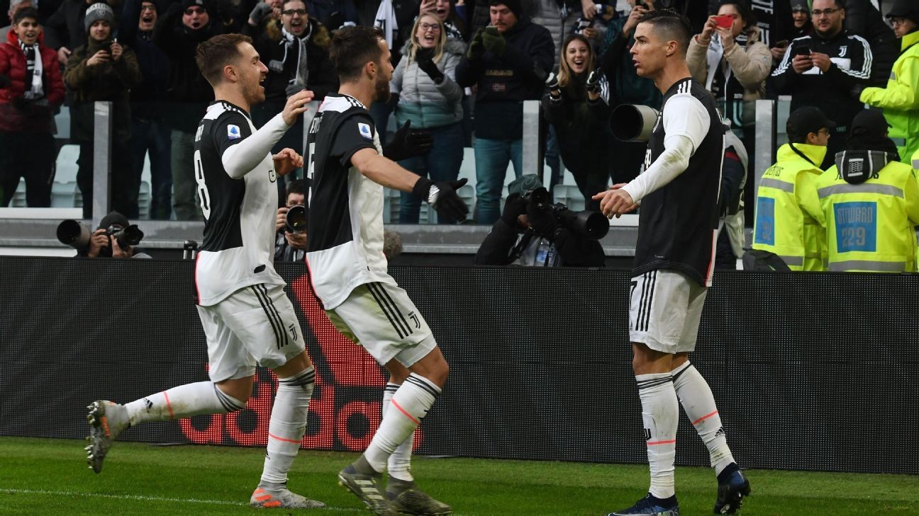 Ronaldo scores hat trick as Juventus thrash Cagliari