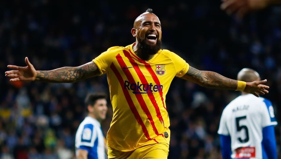 Manchester United Join Inter in Race to Sign Barcelona's Arturo Vidal