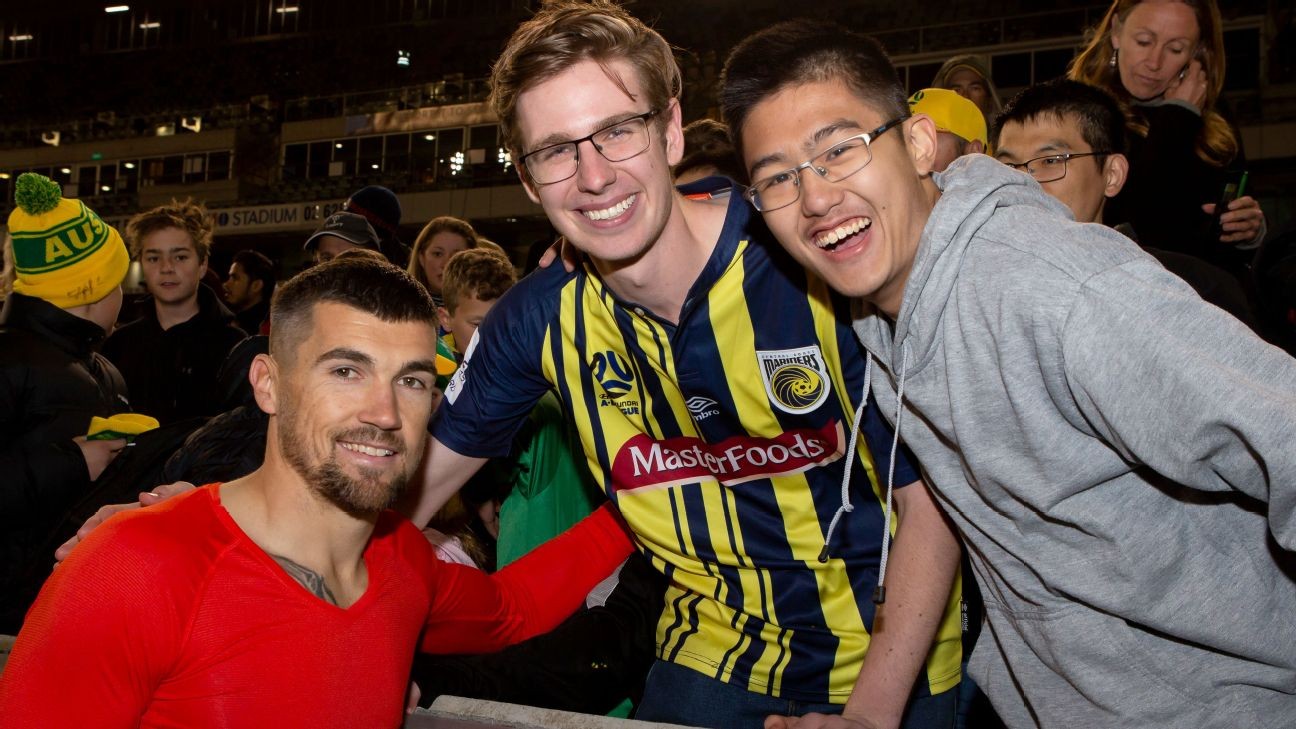 Australia and Brighton GK Mat Ryan donating $500 for every Prem save to bushfires emergency fund