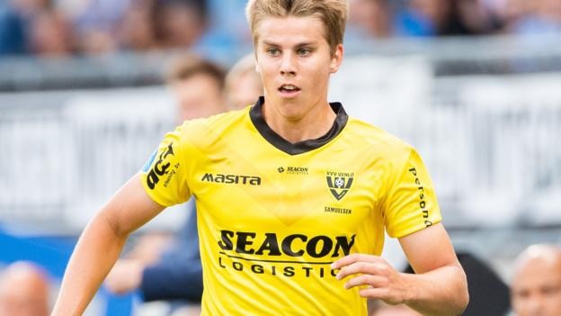 Martin Samuelsen: Hull City sign West Ham forward for undisclosed fee