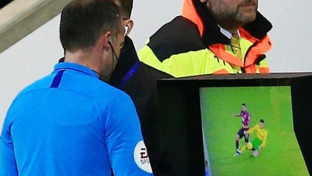 'Let the ref decide, not somewhere in Heathrow' - managers back pitchside monitor use