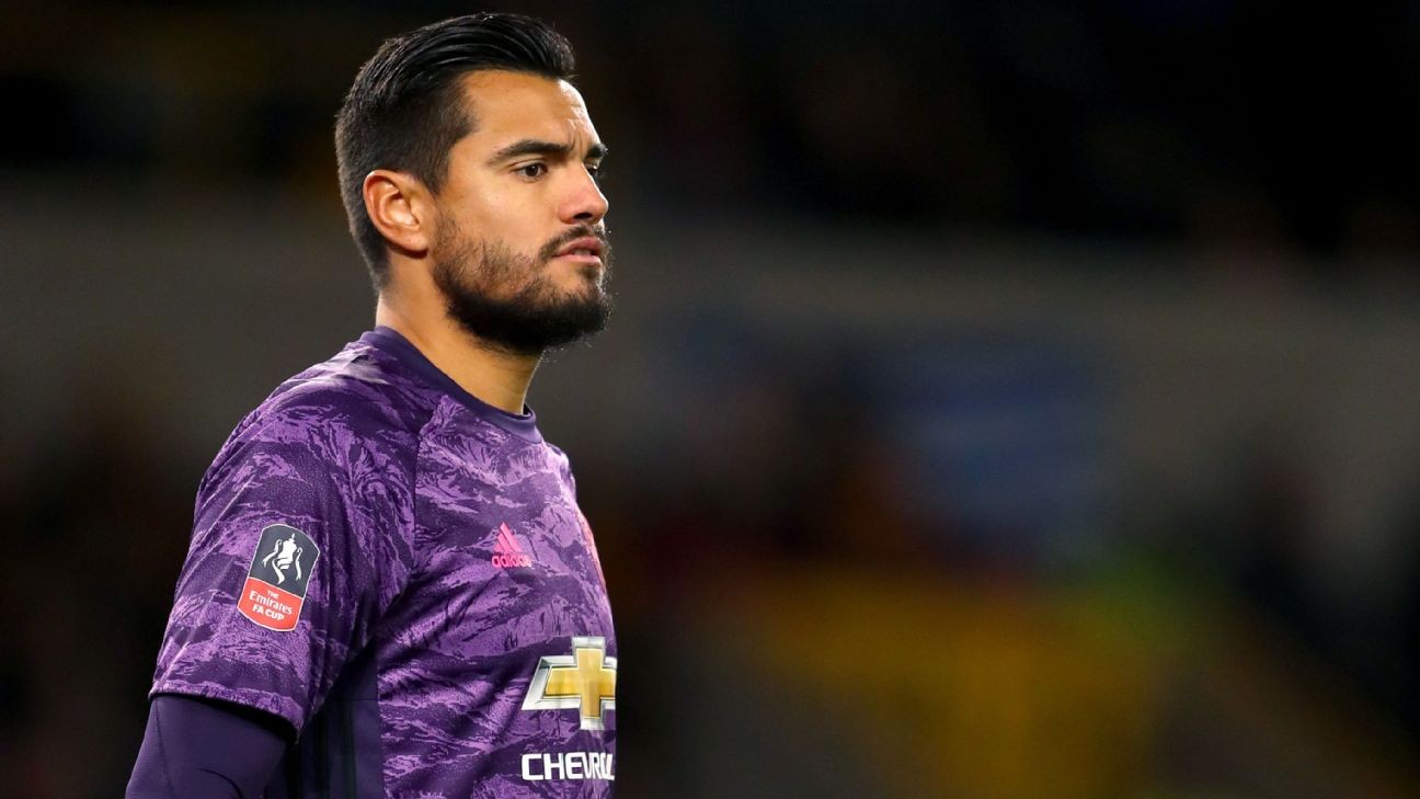 Man United's Sergio Romero unhurt after car crash