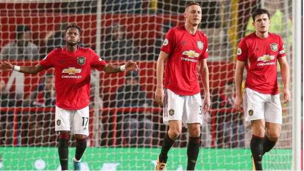 Manchester United lose 2-0 to Burnley - pundits and fans react