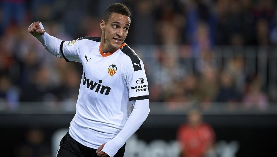 Quique Setien Responds to Rodrigo Interest as Carles Perez Edges Closer to Barcelona Exit