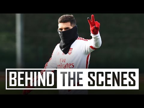 BEHIND THE SCENES | Arsenal get up for the cup in training!