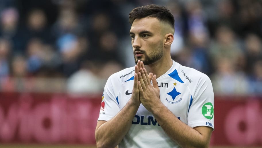 Arsenal, Manchester United and AC Milan All Send Scouts to Watch West Ham Loanee Sead Hakšabanovi?