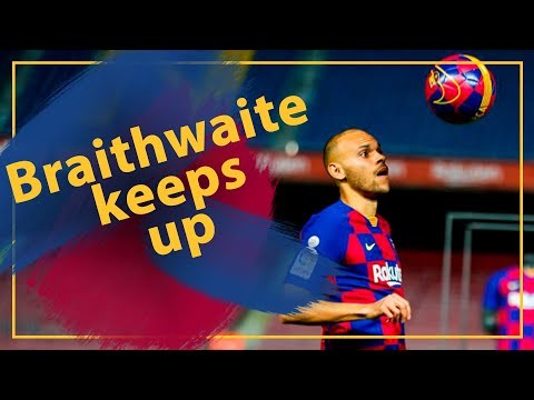 Martin Braithwaite touches the ball for the first time as a Barça player