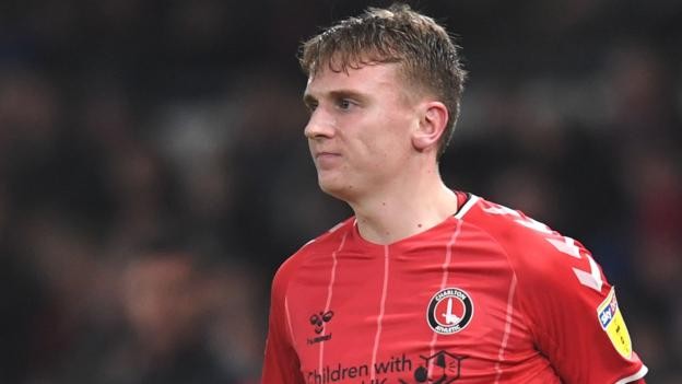 Alfie Doughty: Charlton Athletic extend midfielder's contract until 2021