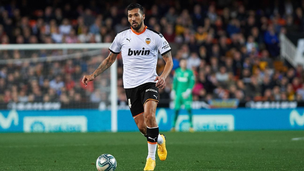 Coronavirus: Garay first positive La Liga player, Valencia confirm five cases