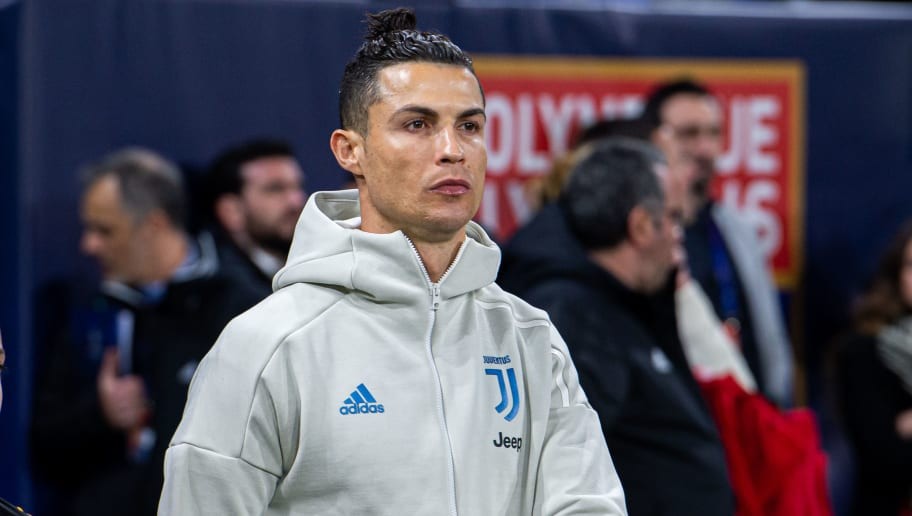 The Truth About Cristiano Ronaldo's New 2-Year Contract at Juventus (it Isn't Real, it's Fake News)