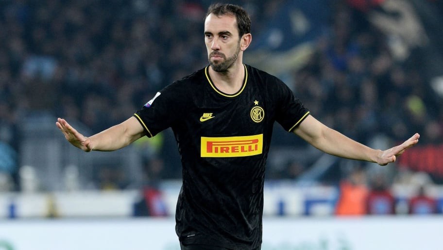 Manchester United on Alert With Diego Godín Struggling for Game Time at Inter