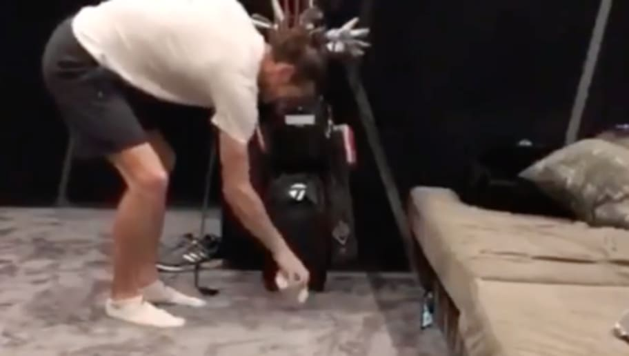 Gareth Bale Puts Golfing Spin on Toilet Paper Challenge Because of Course He Does