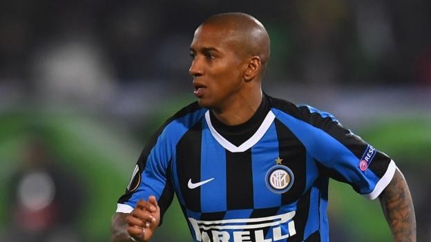 Ashley Young offers coronavirus advice from Milan