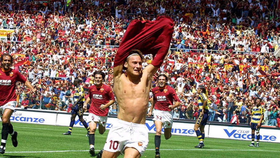 Francesco Totti: 5 of the Best Non-Scoring Moments in the Roma Star's Career
