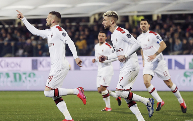 AC Milan recall foreign players to Italy