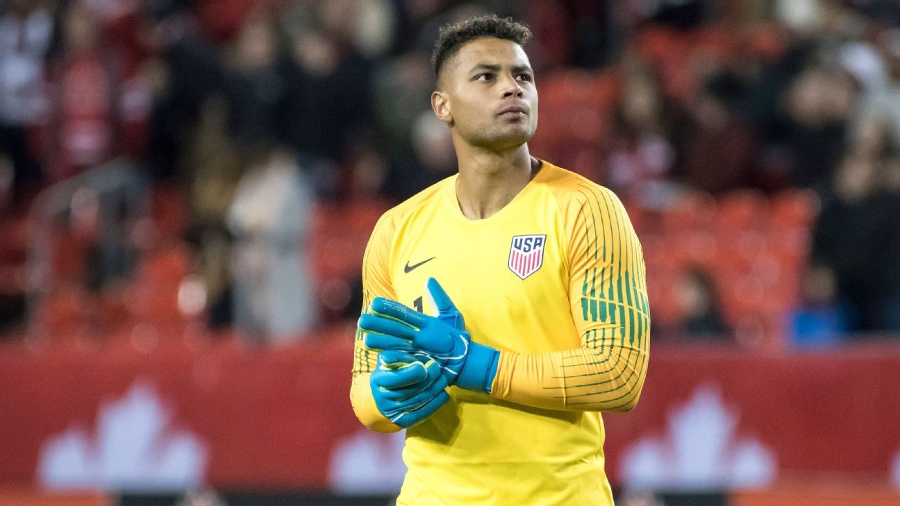 USMNT keeper Zack Steffen injures knee again