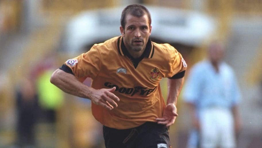 Ranking Wolves' 10 Best Home Kits of All Time