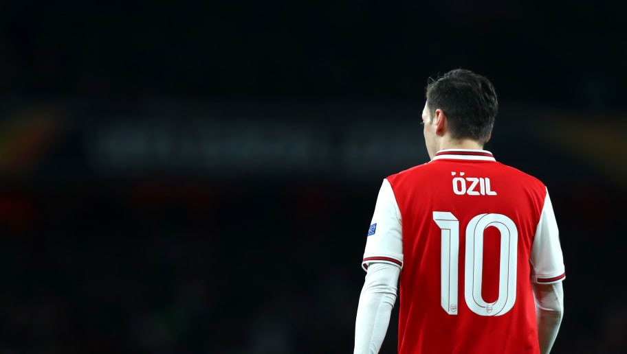 Fenerbahçe President 'Working Hard' to Sign Arsenal Midfielder Mesut Özil
