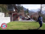 Manuel Neuer's impressive home training | FC Bayern