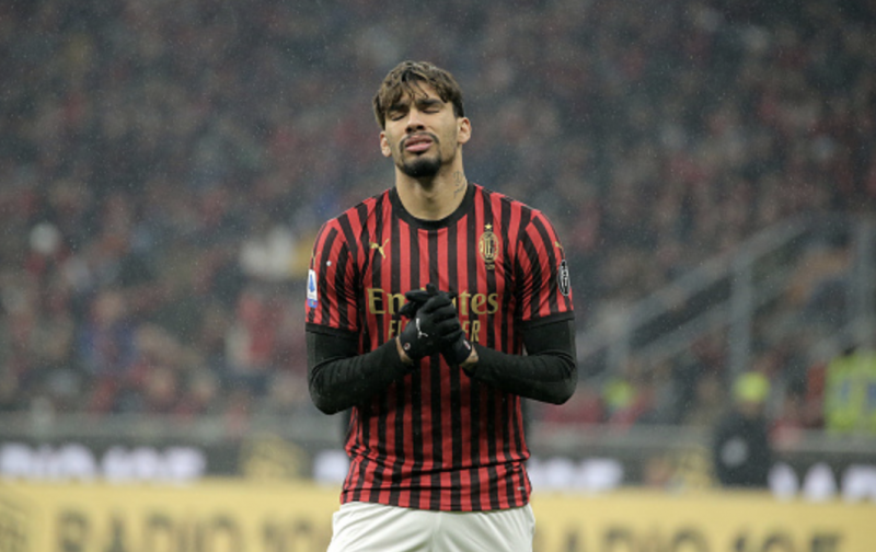Fiorentina and Roma to battle for AC Milan midfielder
