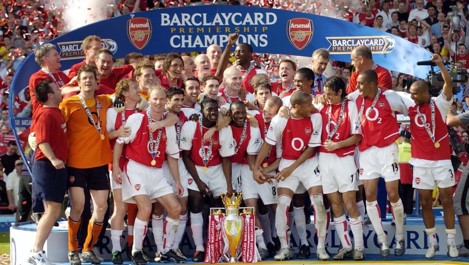 On This Day in Football History - 15 May: Arsenal Go Season Unbeaten, Spurs Go Full Spurs & Leeds Go Full Leeds