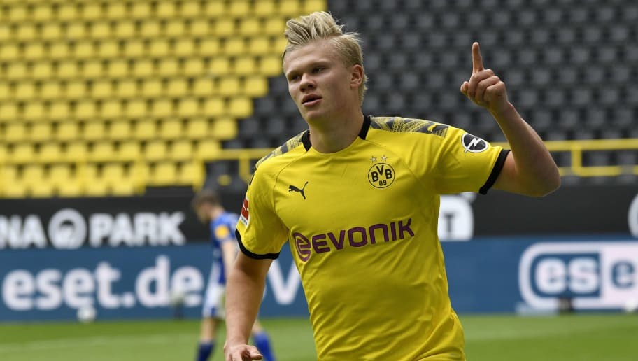 Comparing Erling Haaland's Scoring Record to Other Great Forwards at His Age