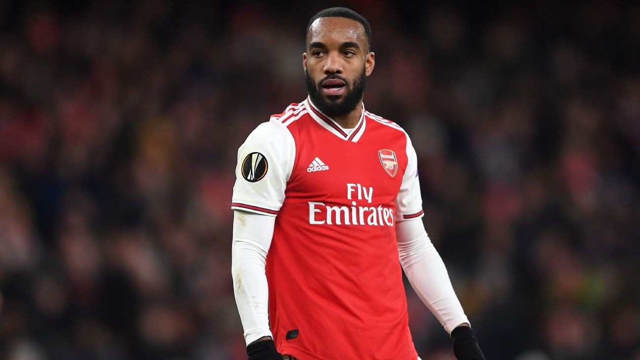 Arsenal on Lacazette balloon incident: 'We are taking seriously'