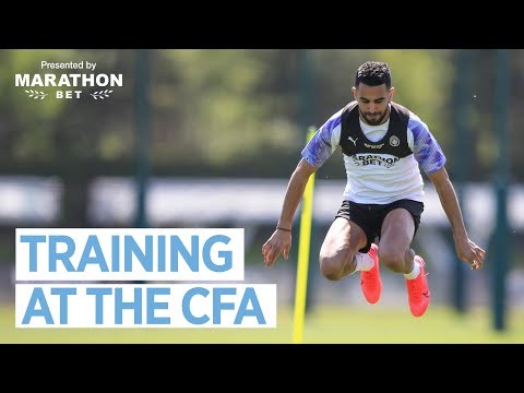 SMALL GROUP TRAINING AT THE CFA | Man City Training