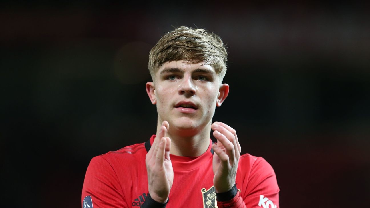 Man United's Williams, Henderson in line for new contracts - sources