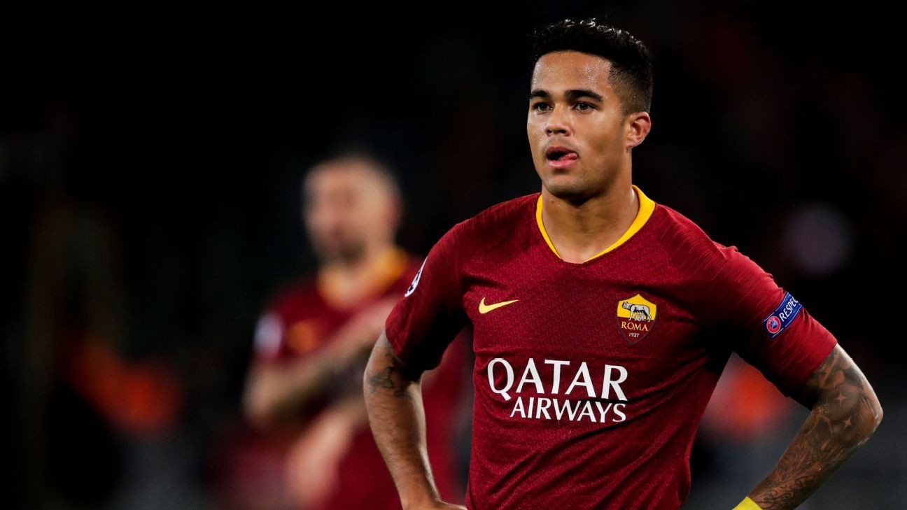 Transfer Talk: Arsenal plan Kluivert, Forster double swoop