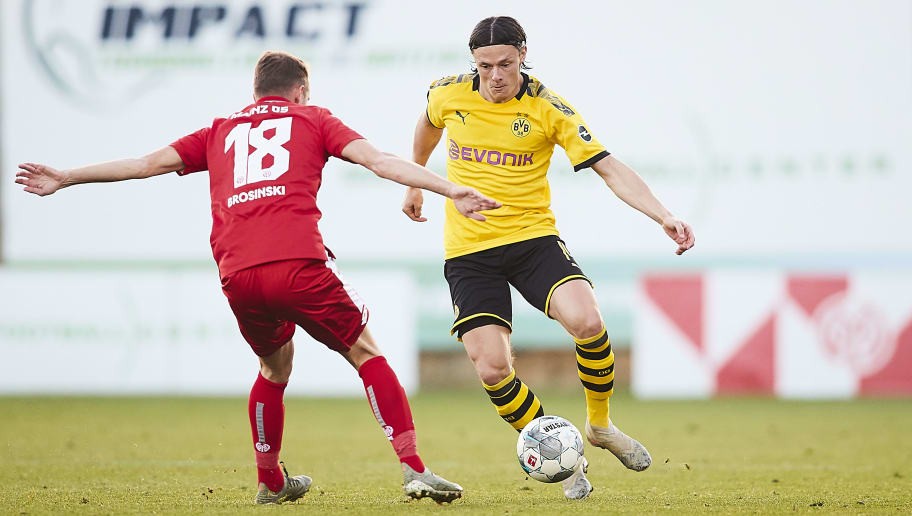 Borussia Dortmund vs Mainz Preview: How to Watch on TV, Live Stream, Kick Off Time & Team News