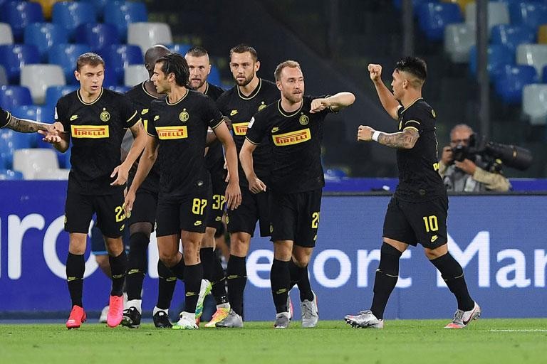 THE NERAZZURRI TRAIN AT SAN SIRO AHEAD OF INTER VS. SAMPDORIA