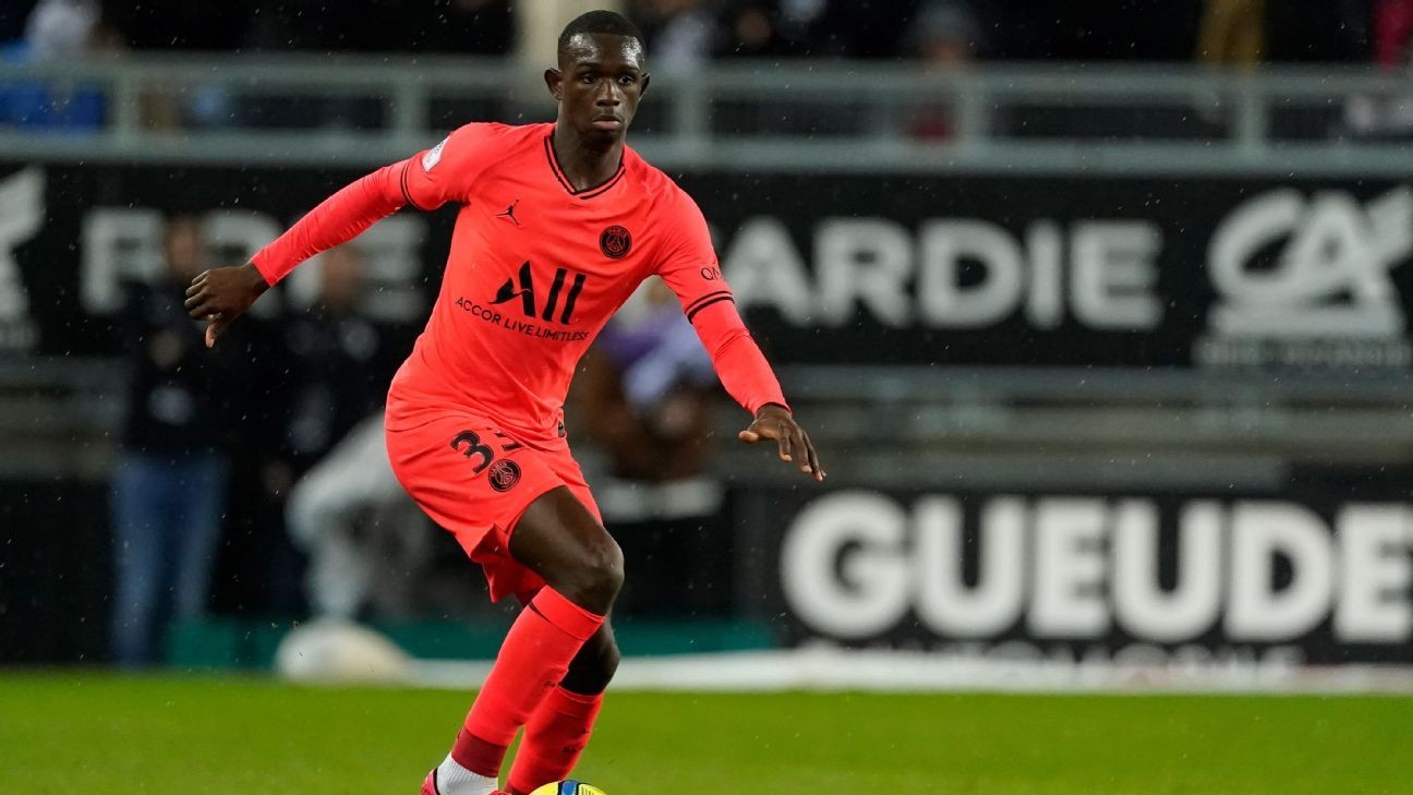 Bayern sign teen star Kouassi from PSG