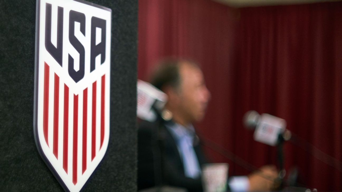 U.S. youths Kayo, Hernandez-Foster join Wolfsburg