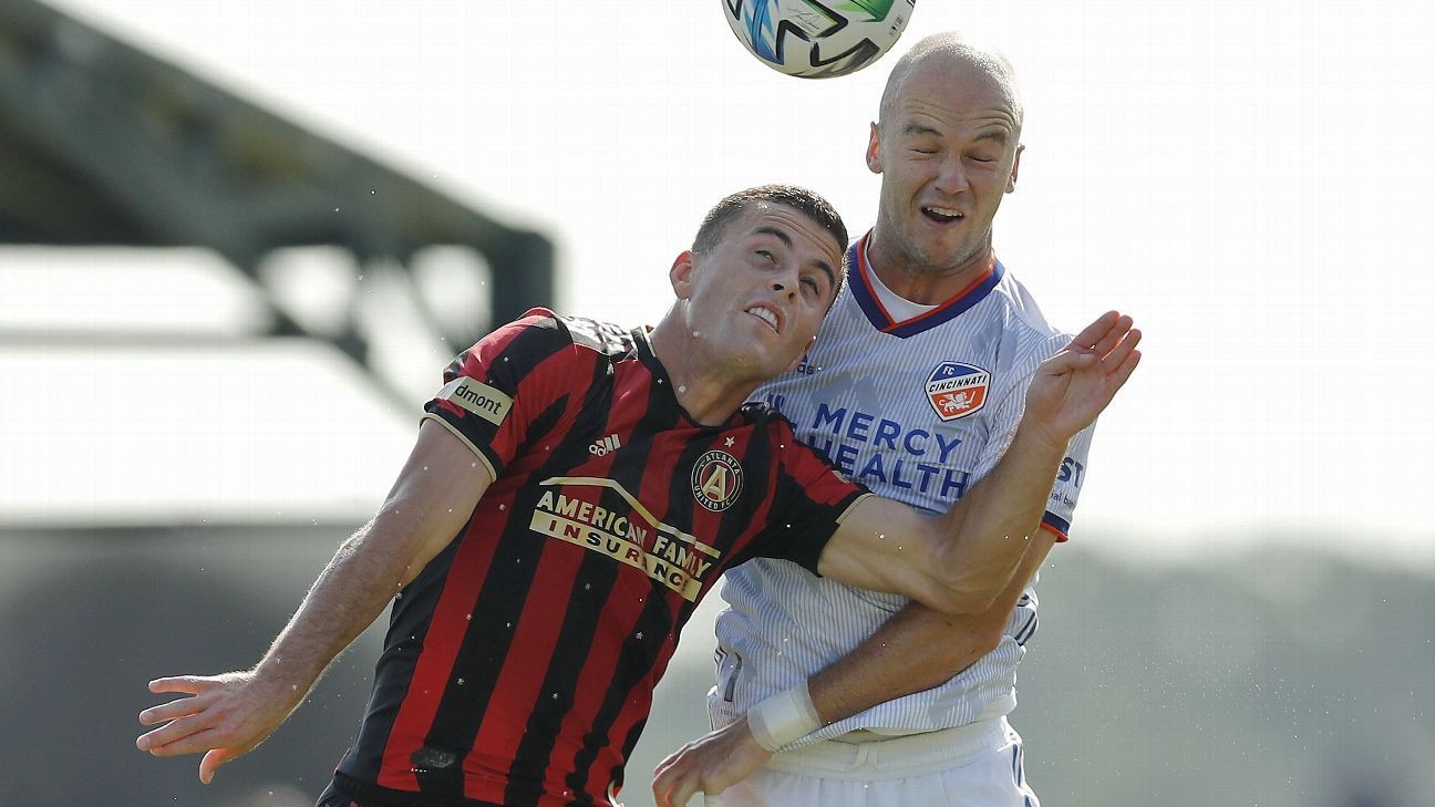 De Boer: 9 a.m. MLS matches benefit no one