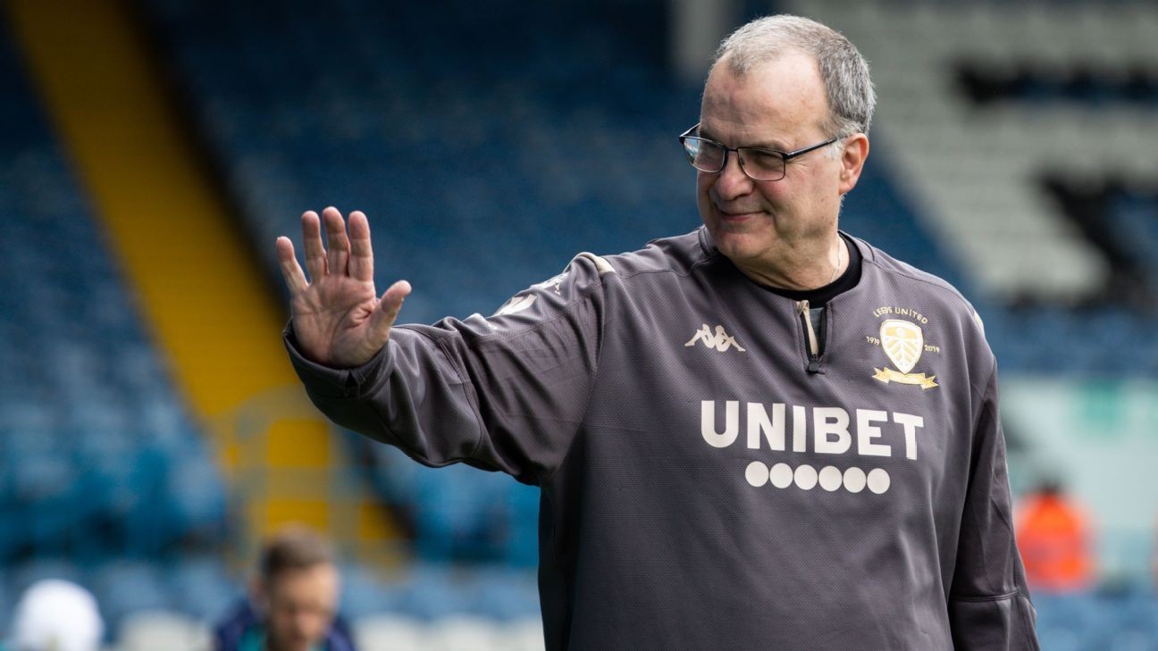 Transfer Talk: Messi makes plea to bring Leeds' Bielsa to Barca