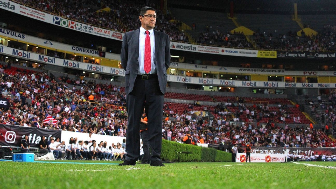 Liga MX giant Chivas fire head coach Tena - Nigeriasoccernet News