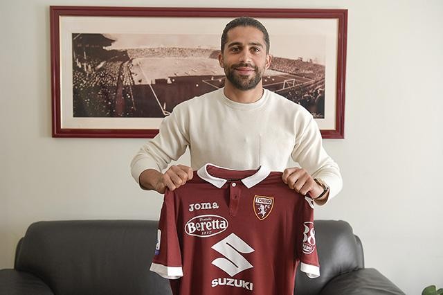 Ricardo Rodriguez joins Torino
